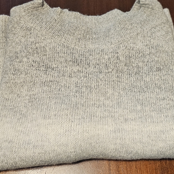 Womens knitted sweater - Picture 7 of 9